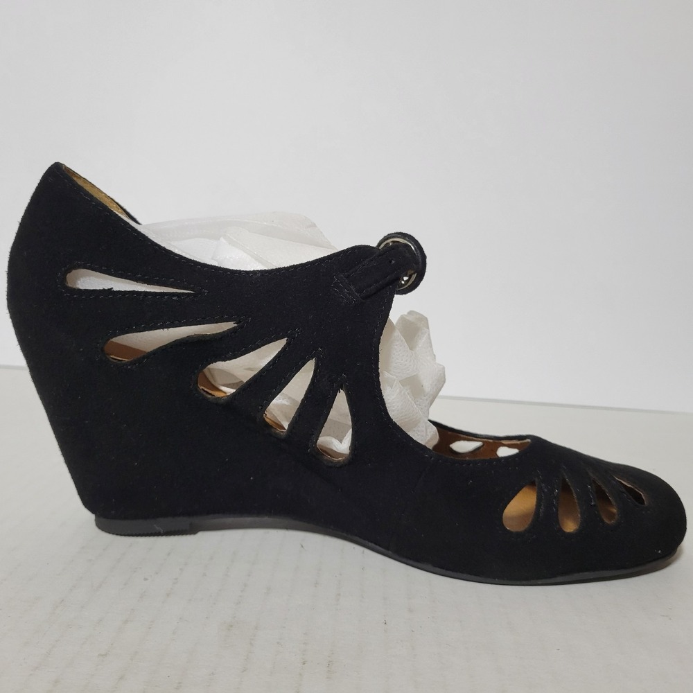 Jeffrey Campbell Edna Black Suede Cut Out Wedge Pumps Size 9M - Picture 4 of 8